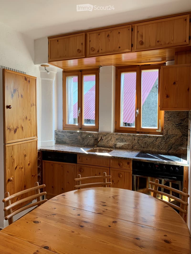 Appartement 1er étage dans Maison (1)