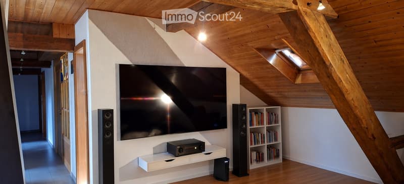 Spacieux 4 pièces sous les toits  env. 130 m²  3 chambres (2)