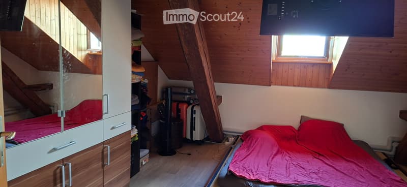 Spacieux 4 pièces sous les toits  env. 130 m²  3 chambres (4)