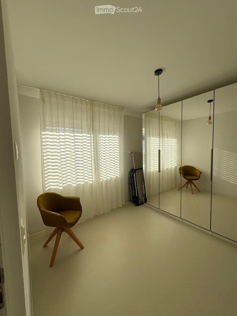 A louer lumineux 3.5 pièces au centre ville de Sion (5)