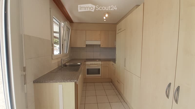 renovierte 4.5 Zimmerwohnung zu vermieten (3)