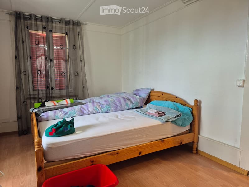 Appartement de 3 pièces dans maison de trois appartements (3)