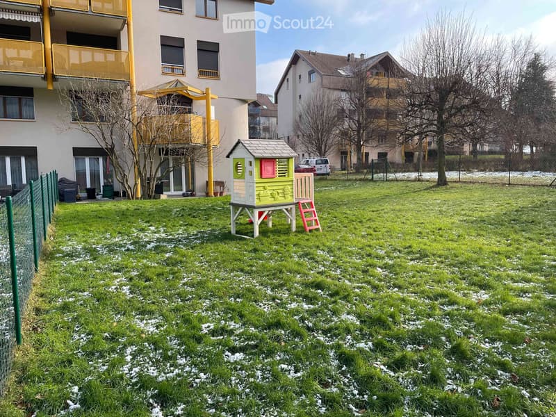 Appartement lumineux de 4,5 pièces au rez-de-chaussée (5)