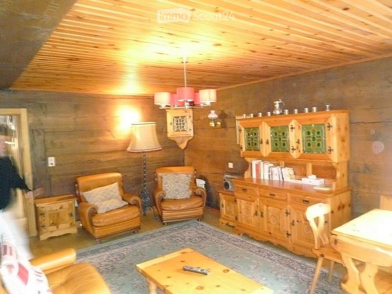 Bel appartement de 4 pièces à louer à l'année Evolène centre (2)