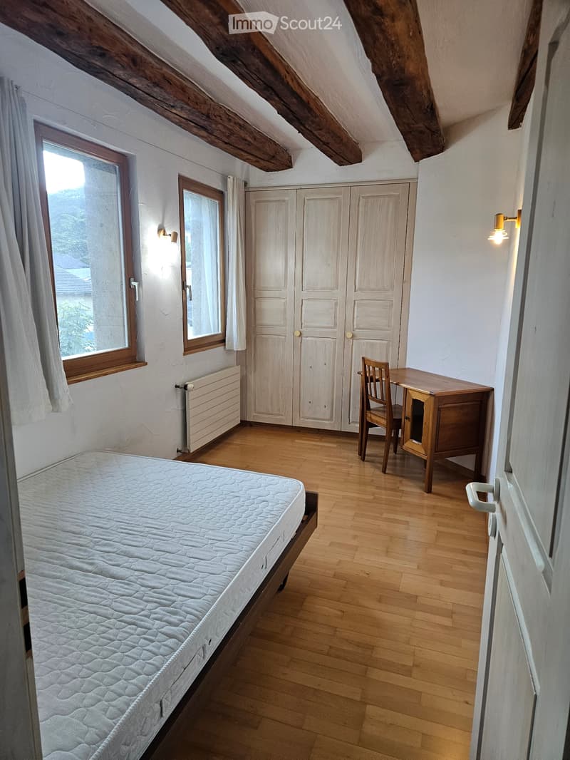 Sierre chambre pour étudiante ou apprentie en colocation (2)