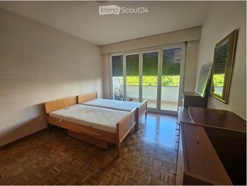 Appartement de 3,5 pièces, 3ème étage, 69 m2, balcon 11 m2 (7)