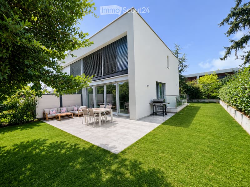 Magnifique maison neuf avec grand jardin (1)