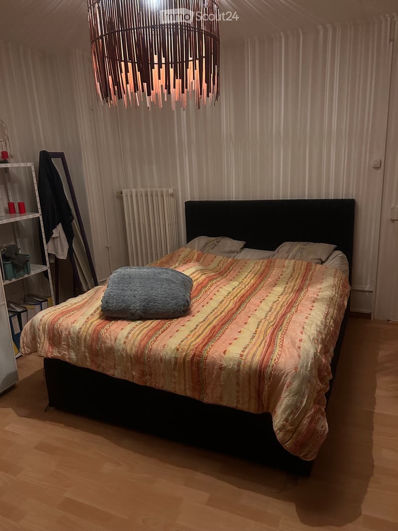 Chambre meublée à louer (3)