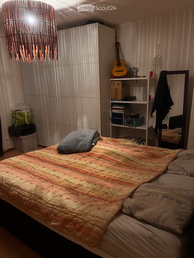 Chambre meublée à louer (2)