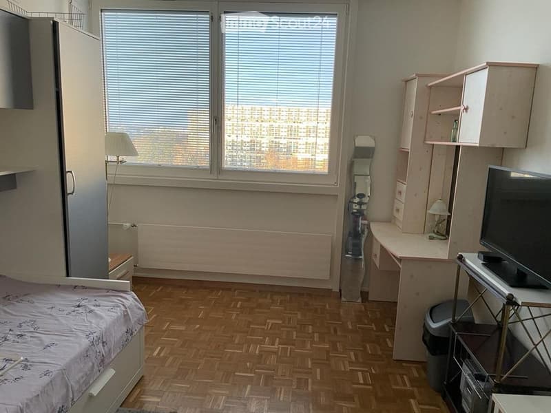 Chambre à louer (1)