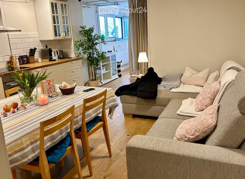 Möblierte Kleinw 30m2 mit 10m2 Sitzplatz. Top Lage! Am Wald! (12)