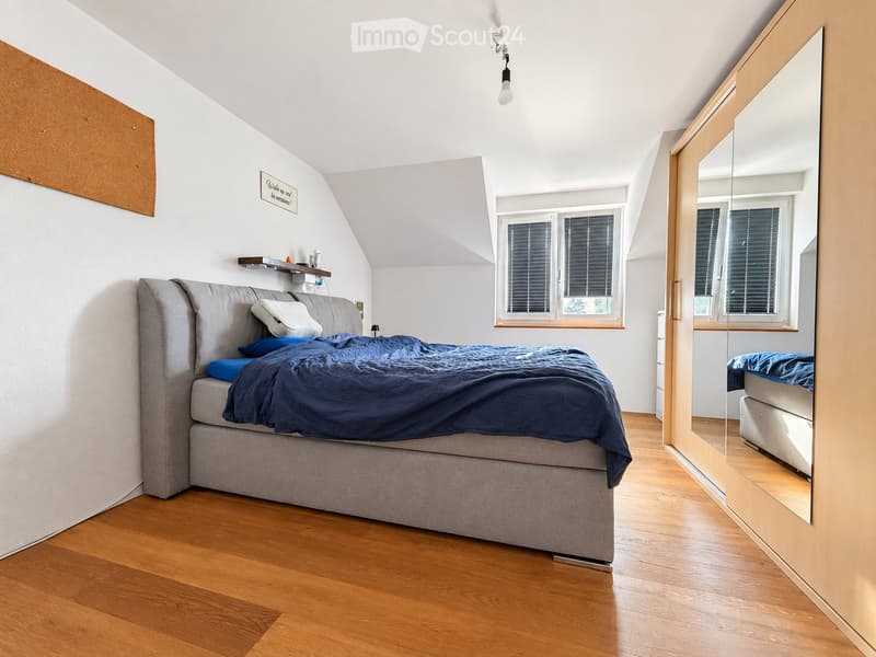 Schöne 4.5-Zimmerwohnung zentral in Langnau (3)