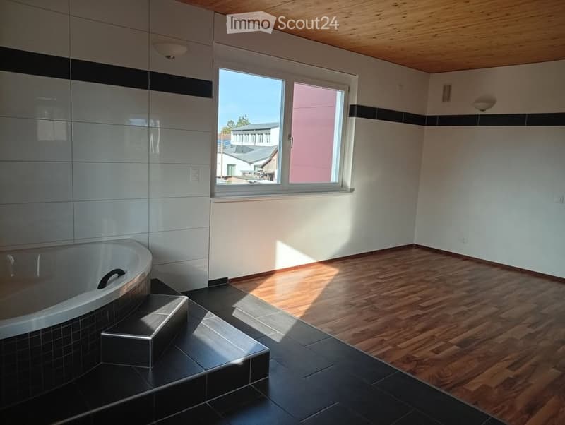 Traumhafte 5.5 Maisonettewohnung per sofort verfügbar (3)