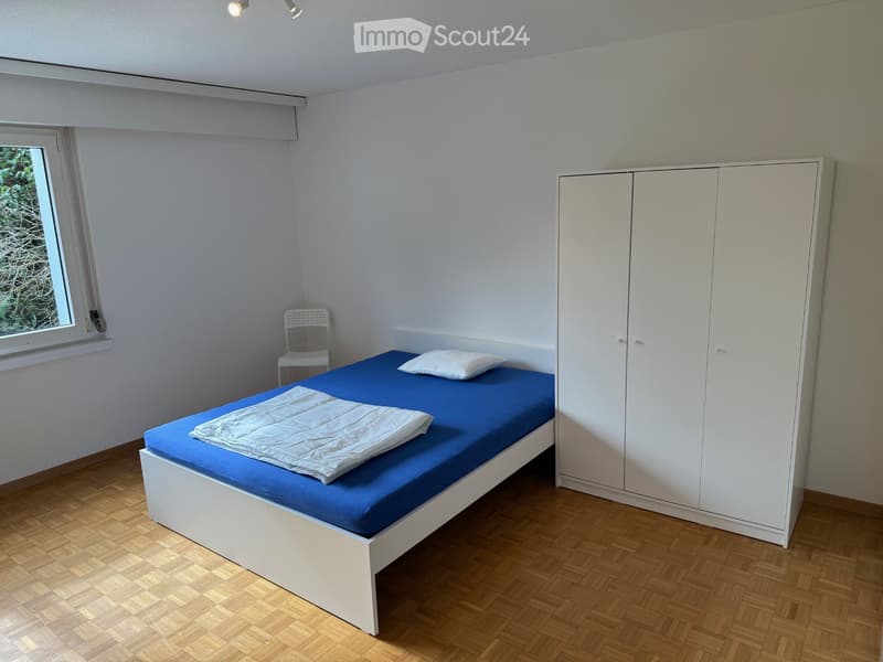 Zimmer in WG frei (2)
