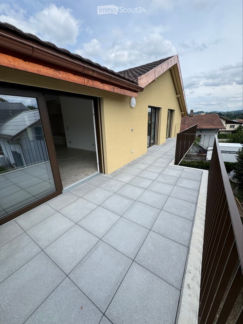 4½-Zimmer-Galeriewohnung in Wünnewil zu vermieten (5)