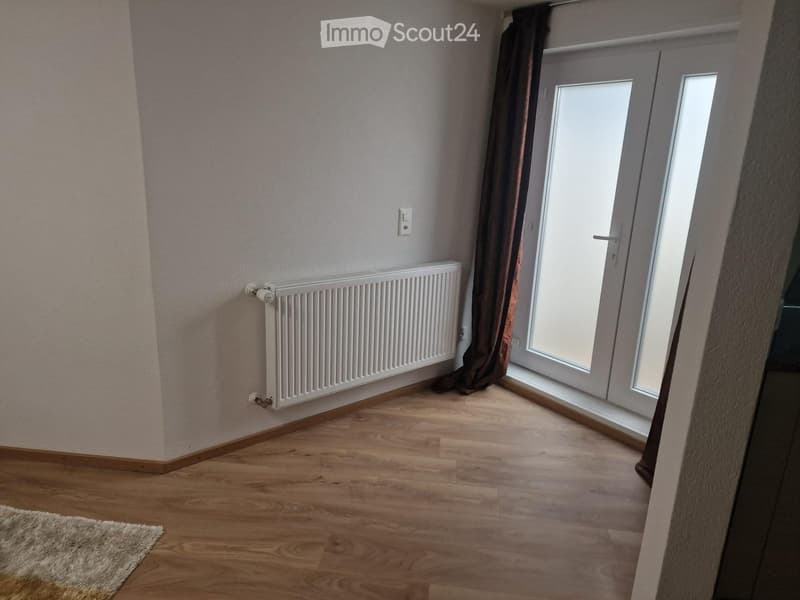 STUDIO À REPRENDRE ONNENS (FR) (1)