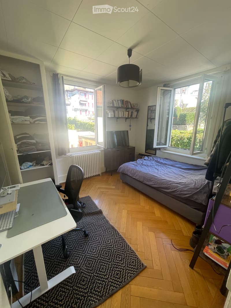 Lumineuse chambre colocation quartier valency (2)