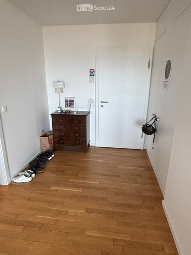 joli 2,5 dans quartier Oassis (6)