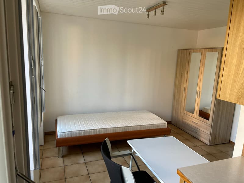 Joli studio à louer (2)