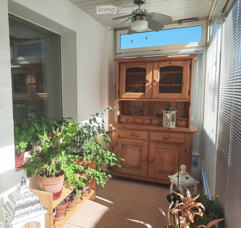 Bel appartement, spacieux, 2,5 pièces + petite véranda (2)