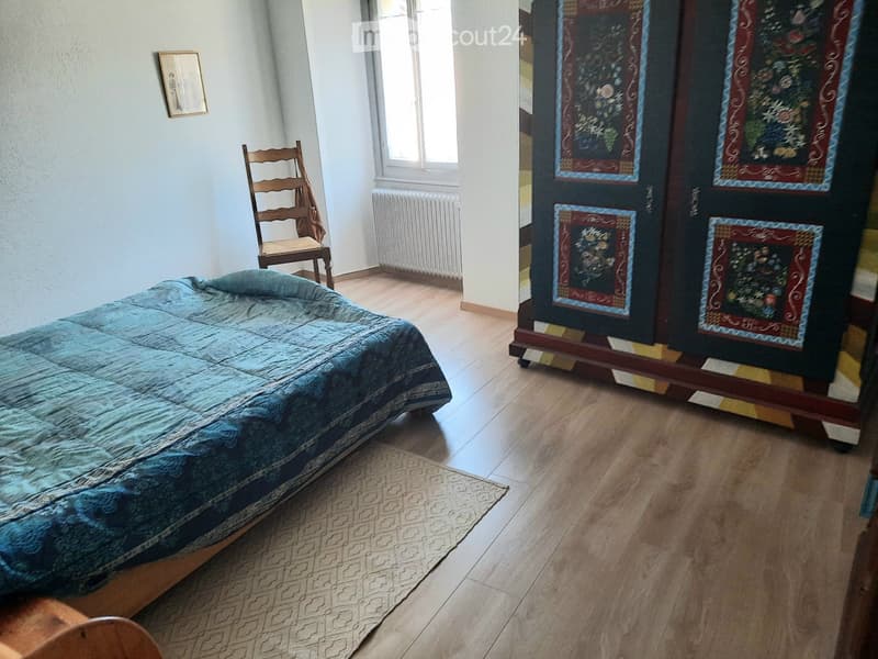 Bel appartement, spacieux, 2,5 pièces + petite véranda (5)