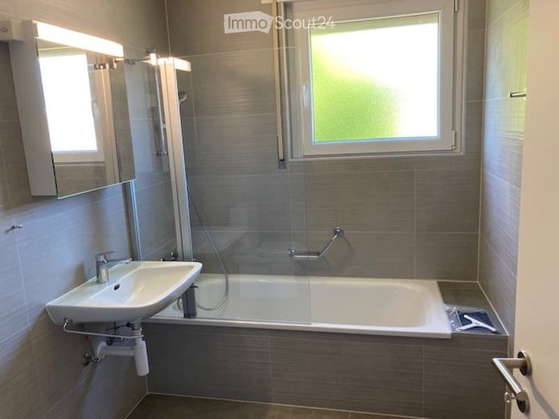 Spacieux appartement de 6,5 pièces avec balcon à Belfaux (3)