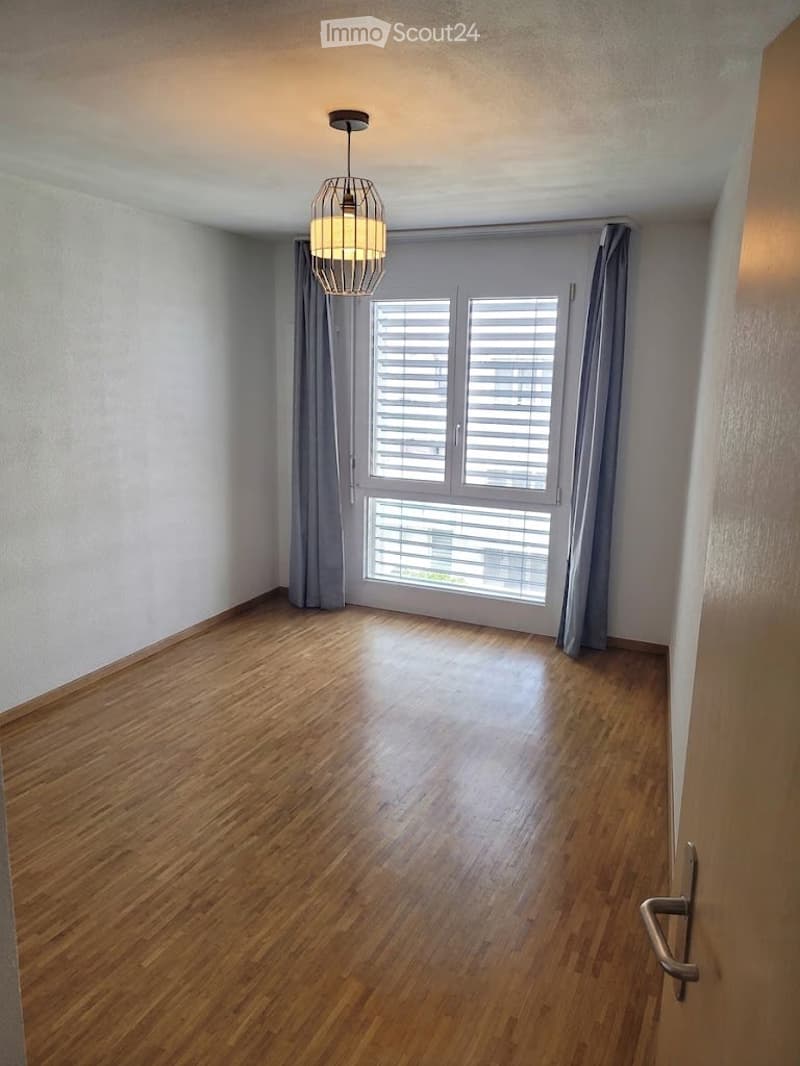 Beau 4.5 pièces de 107 m² - Quartier des Îles - 1er décembre (2)