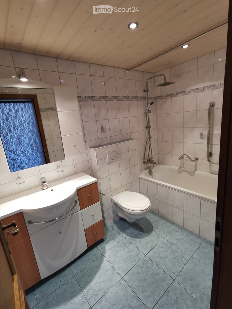 Courtedoux à louer / duplex de 7,5 pièces (216 m²) (2)