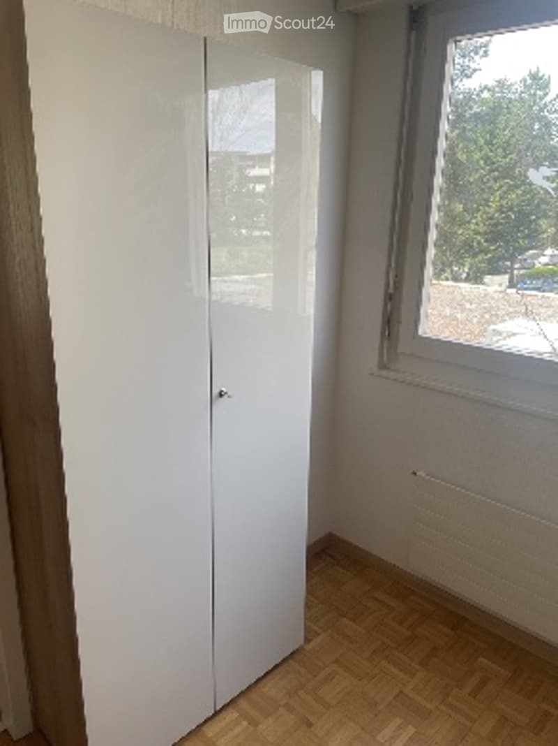 Chambre meublée à louer octobre (Nyon) (2)