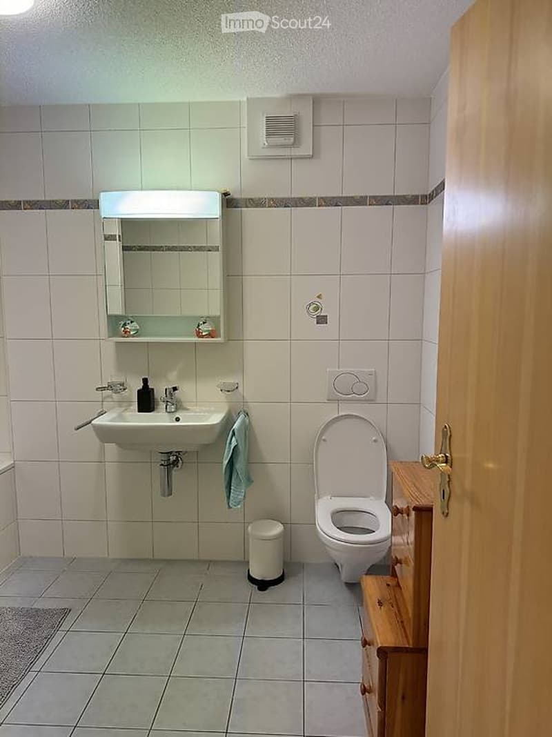 Colocation à Martigny avec entrée et salle de bain privée (5)