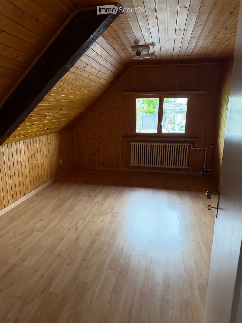 2 1/2 Zimmer Wohnung in Cordast (4)