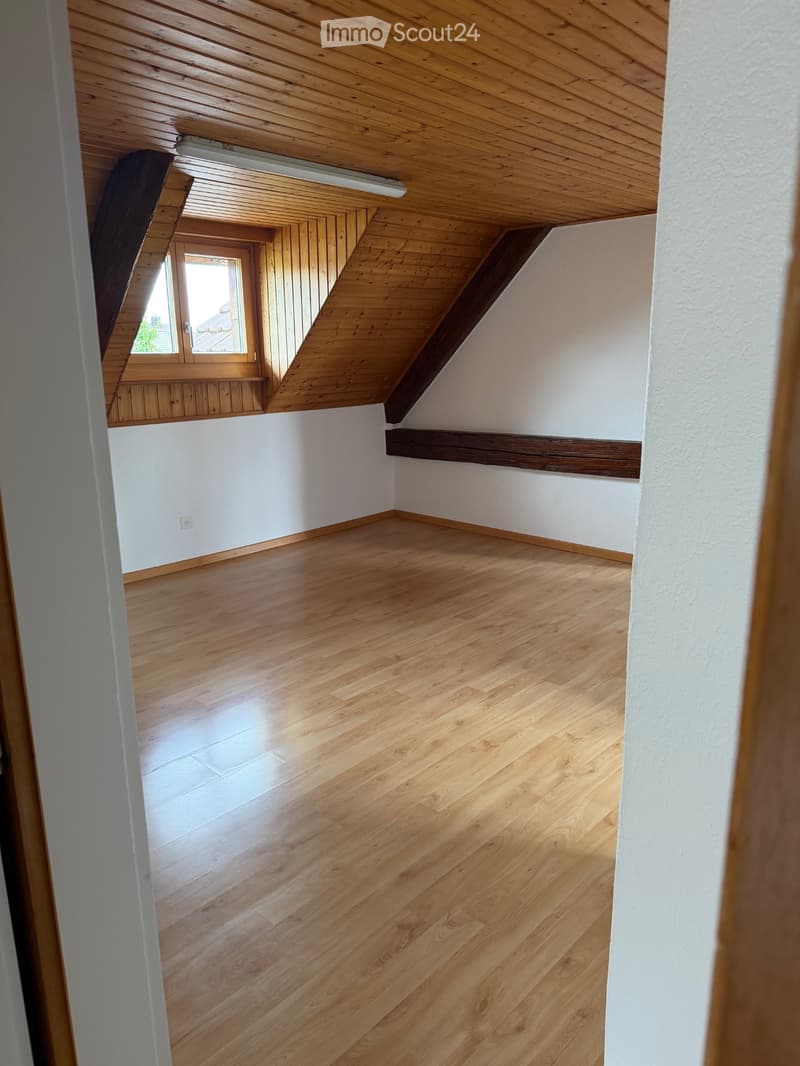 2 1/2 Zimmer Wohnung in Cordast (5)