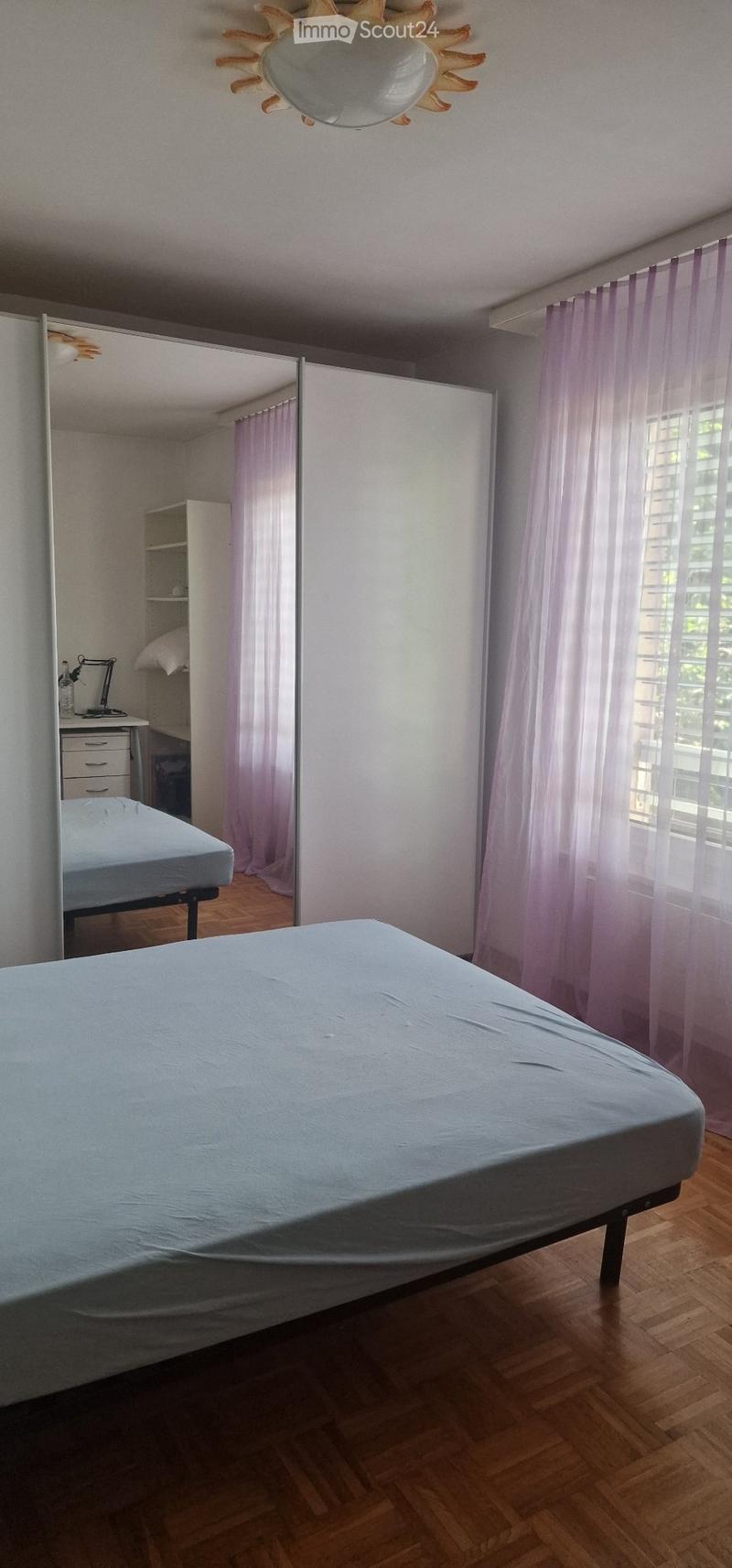 Chambre en coloc (1)