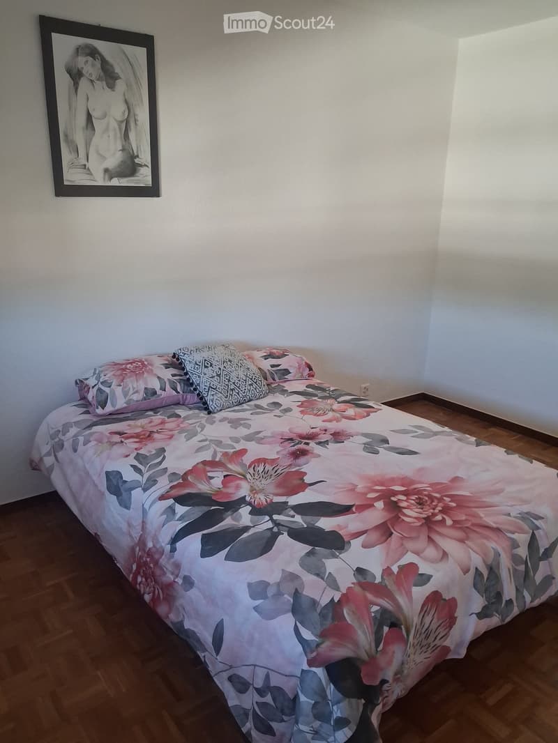 Grande chambre a louer. (2)