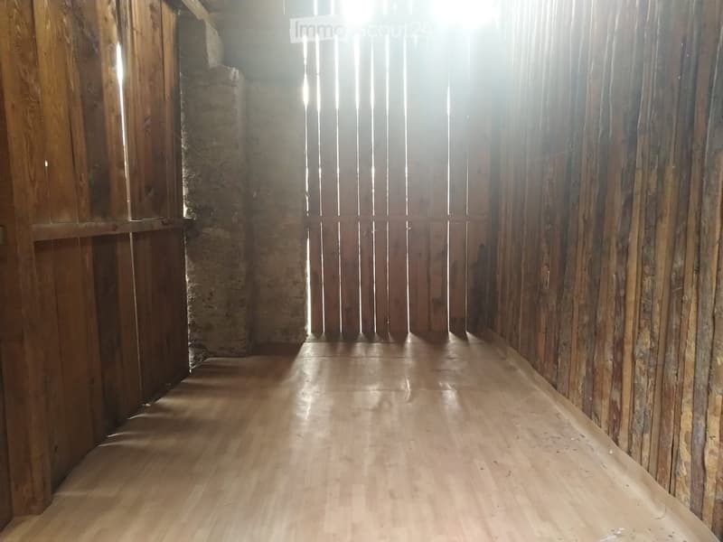 Grange à louer 25 m2 (2)