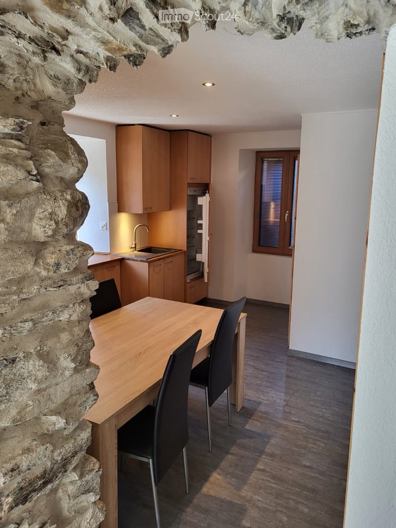REPRISE DE BAIL BEL APPARTEMENT À LEYTRON (2)