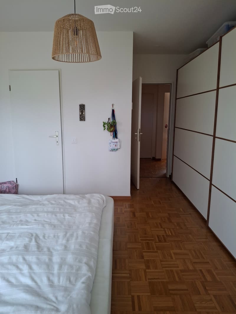 Chambre pour étudiante à louer (2)