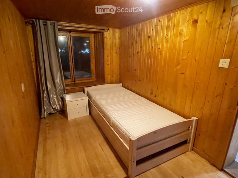 Chalet alpin au charme rustique, situé au cur de Vollèges (5)