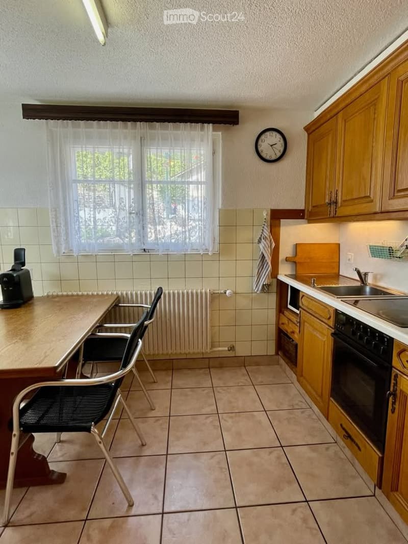 Appartement / condominium de 3 chambres et 1 salle de bain (2)