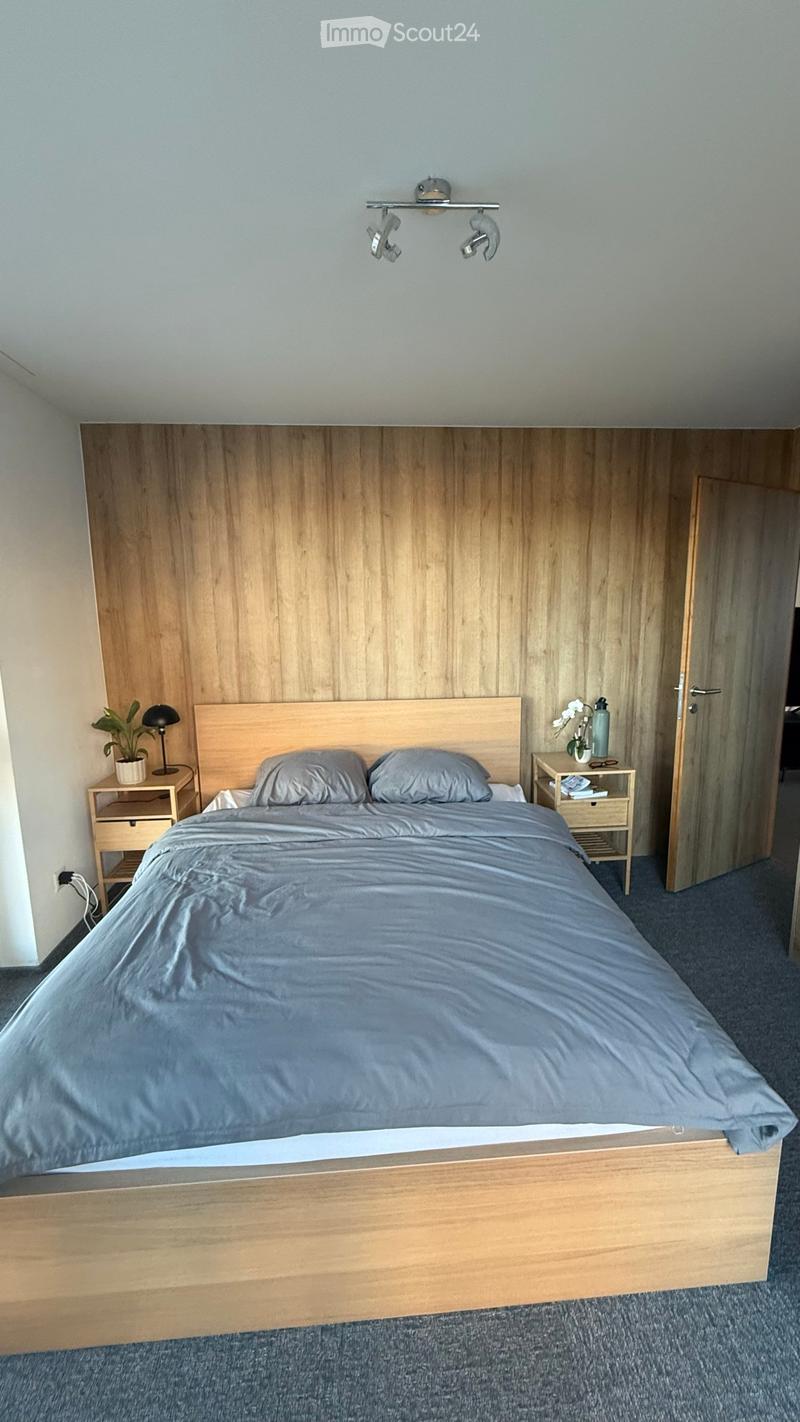 Room in shared flat available in Zürich from now (2)