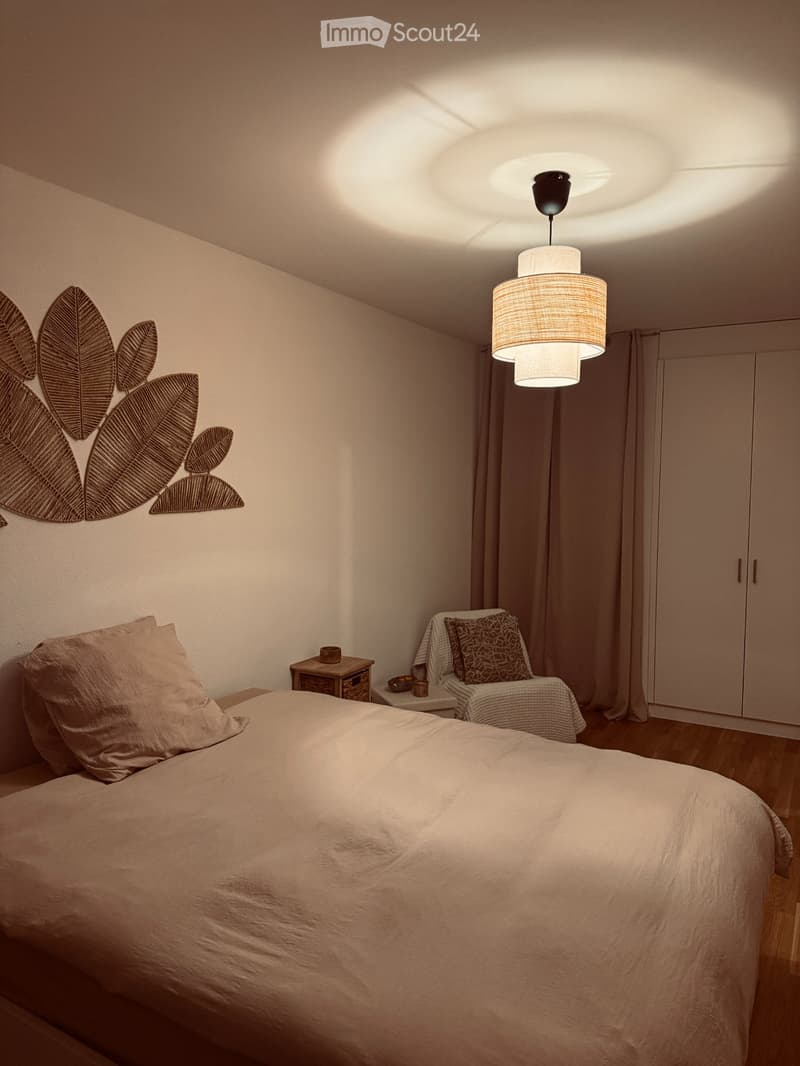 Grande chambre/suite meublée dans duplex de 140m² à Crissier (3)