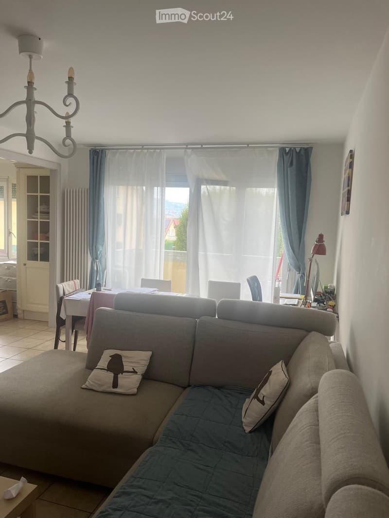 Bel appartement 3,5 pièces lumineux à Gland, proche gare (2)