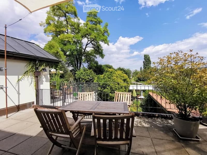 WG Zimmer - in schöner Altbauwohnung mit Terrasse in Erlach (5)