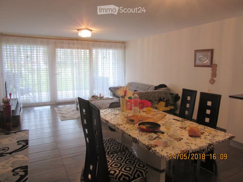 3.5 pièces, rez,94 m2,terrasse, place de parc int et ext (2)