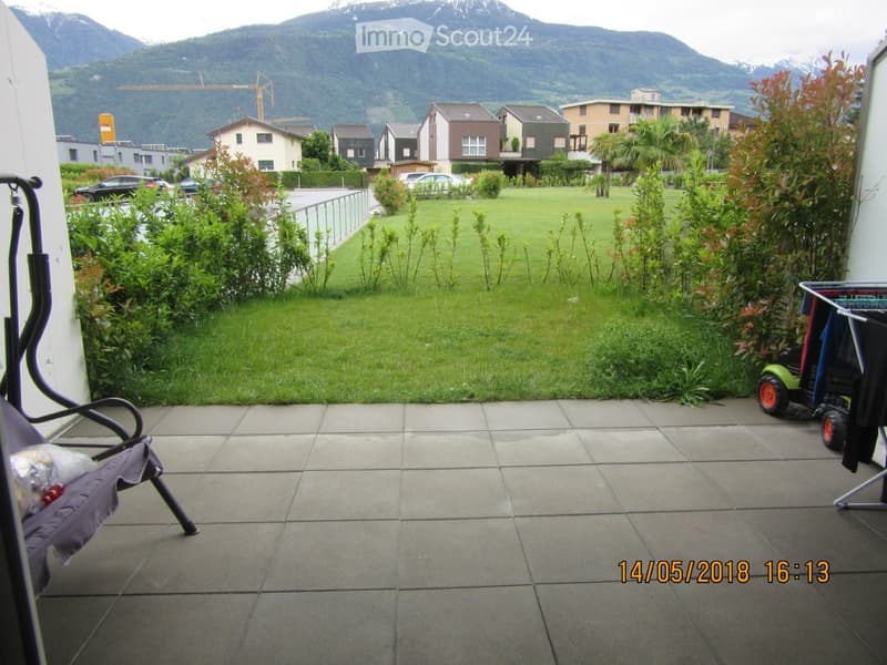 3.5 pièces, rez,94 m2,terrasse, place de parc int et ext (5)