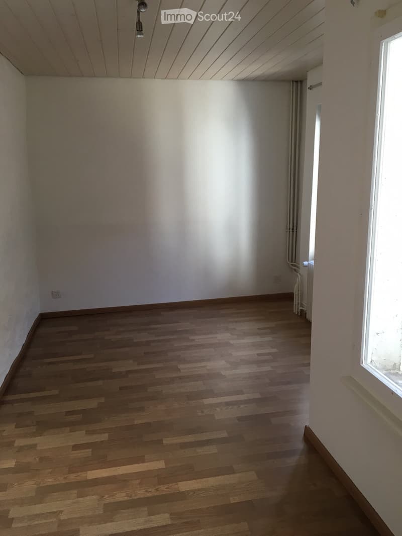 Murten, 2.5 Zimmerwohnung / Morat, 2.5 pièces à louer (4)
