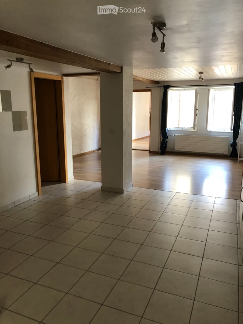 Murten, 2.5 Zimmerwohnung / Morat, 2.5 pièces à louer (2)