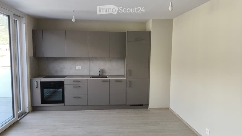 Attique 2.5 pièces | Terrasse | 2 places de parc | Uvrier (2)