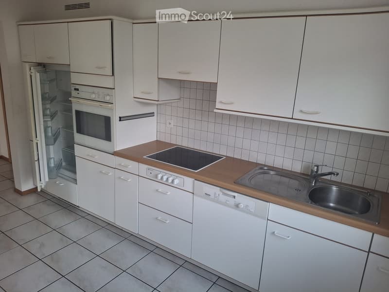Lumineux et spacieux 3.5 pièces de 81 m² à Avenches (3)