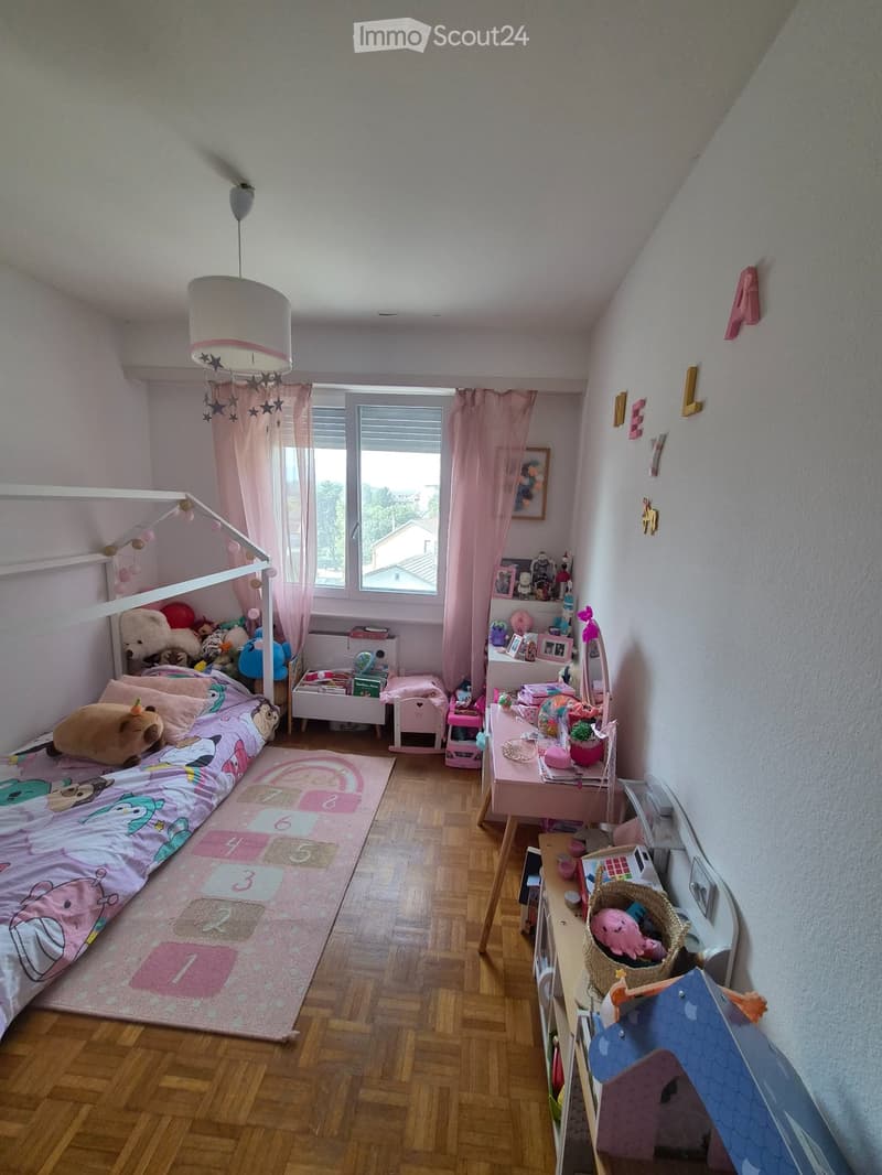 Beau 3.5 au calme et proche de tout ! (4)